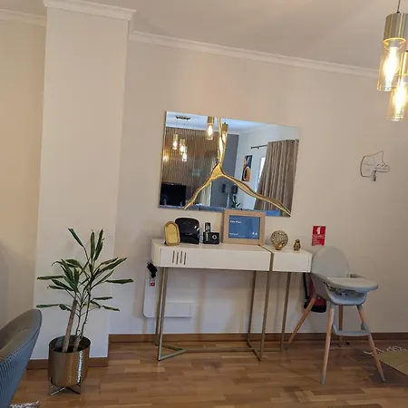 Zizis Place