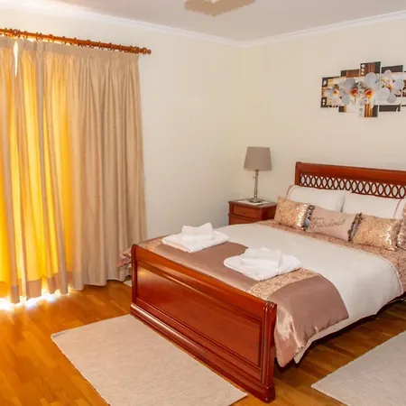 Zizis Place * Santa Cruz (Madeira)