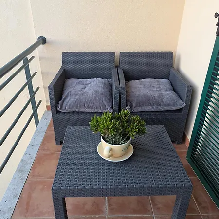 Zizis Place * Санта-Крус